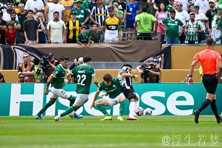 众星云集!世俱杯“死亡陷阱”:6大豪门争锋,梅西陷入强敌环伺之地 众星云集!世俱杯“死亡陷阱”:6大豪门争锋,梅西陷入强敌环伺之地