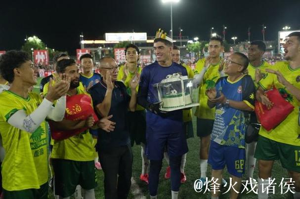 巴西队在贵州“村超”赛场大放异彩